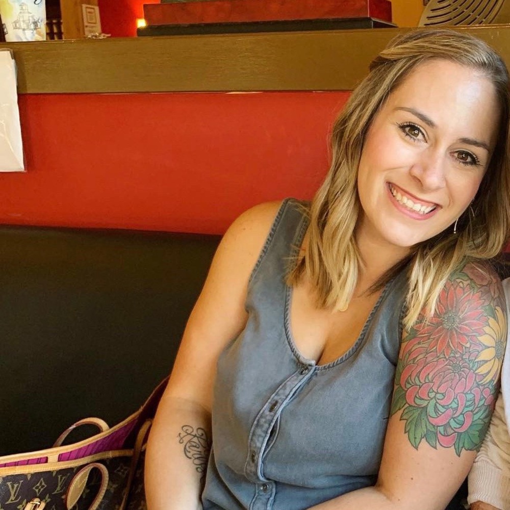 Meet your Posher, Alexandra